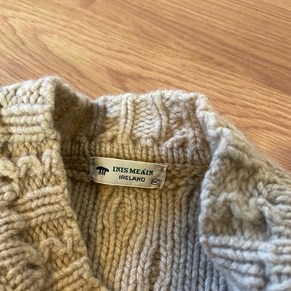 Inis Meais Ireland Cable Knit Sweater - Picture 3 of 12
